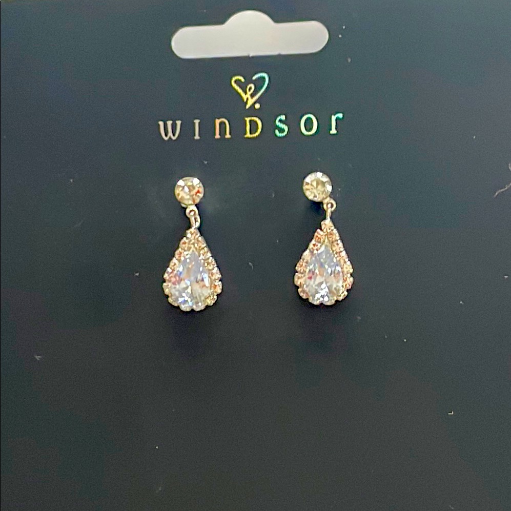 Windsor Gold And Silver Teardrop Earrings 10$